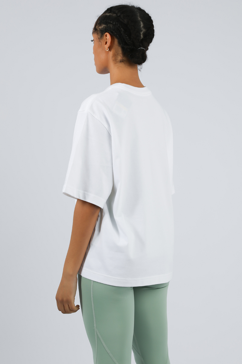 Nike Sportswear Essential T-Shirt - White | Stylerunner