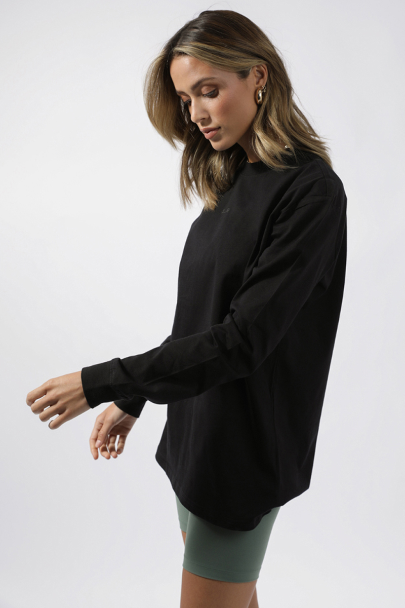 Essentials Long Sleeve Tee