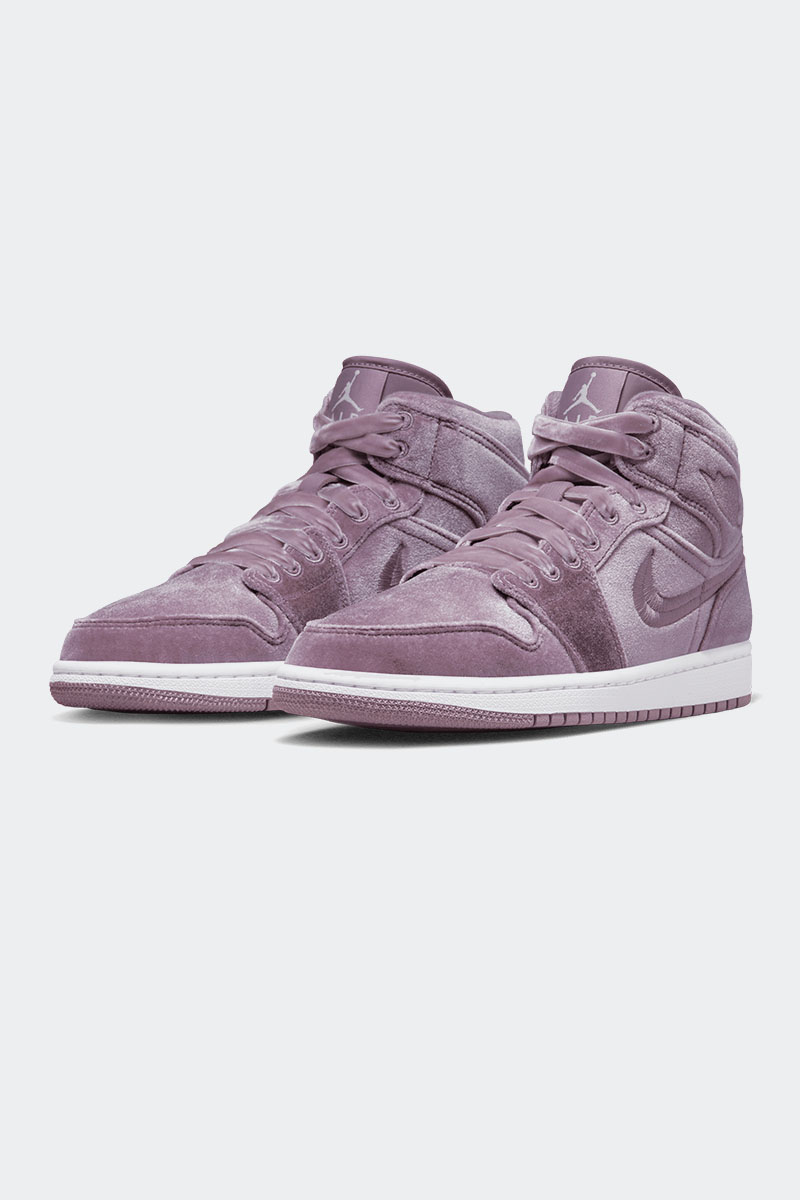 Nike Air Jordan 1 Mid SE Purple Smoke/White | Stylerunner