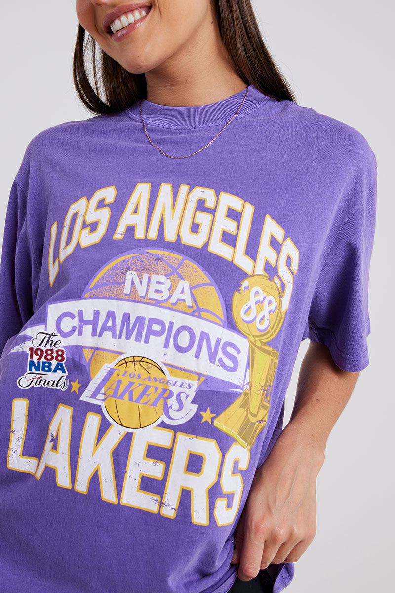 analog Medic Signal Mitchell & Ness Vintage Faded Los Angeles Lakers Tee Faded Purple |  Stylerunner