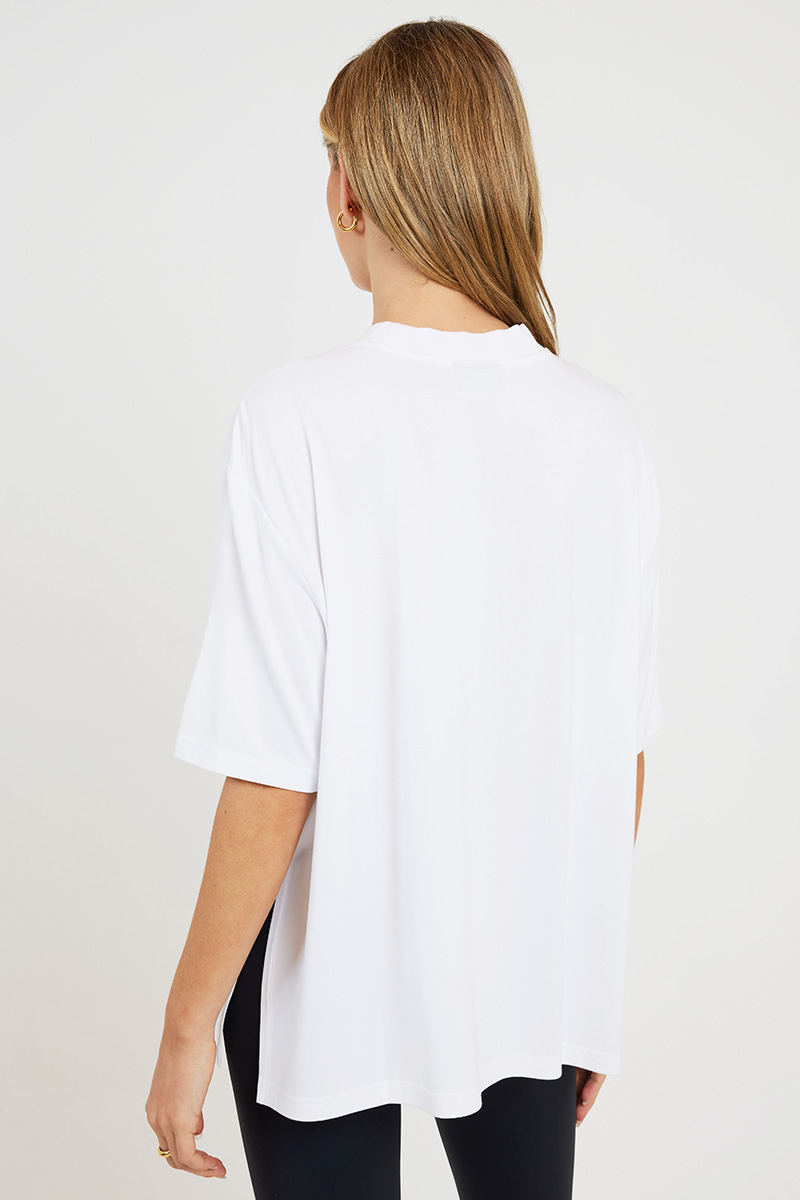 Stylerunner Virtual Side Split Tee Optic White | Stylerunner