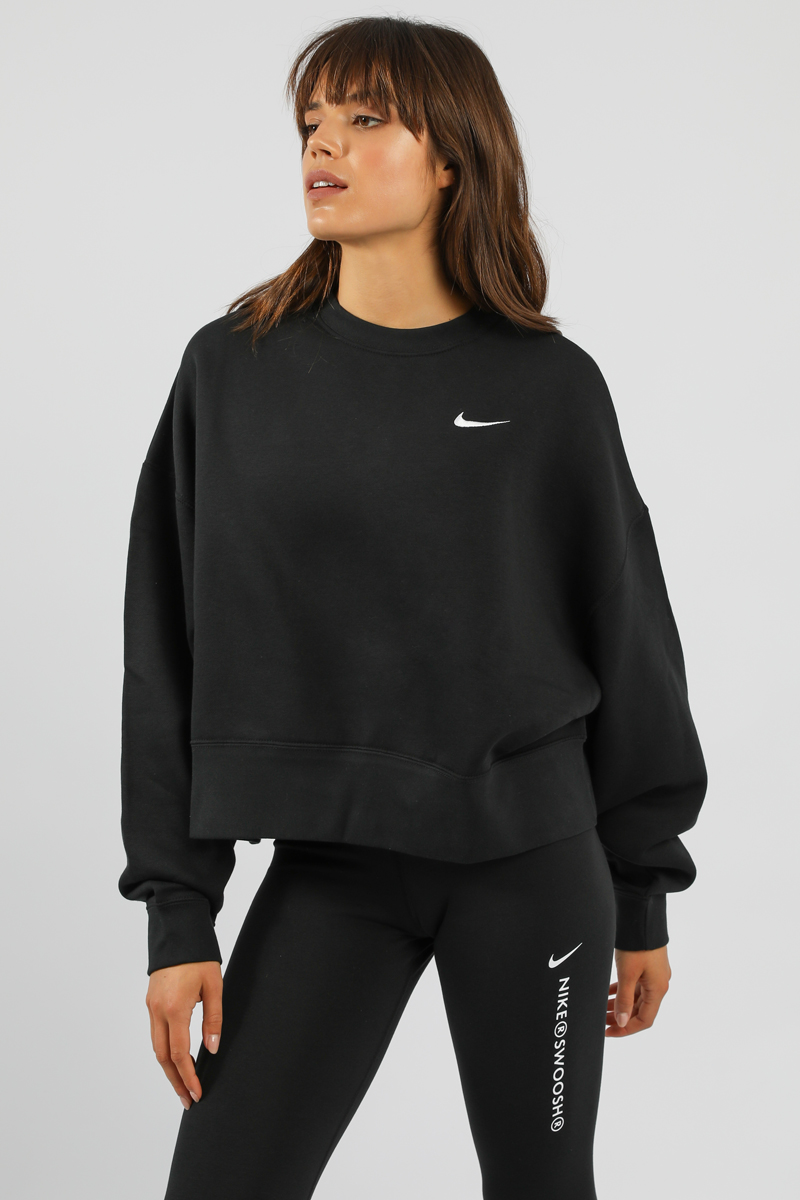 Nike Sportswear Essential Fleece Crew - Black | Stylerunner