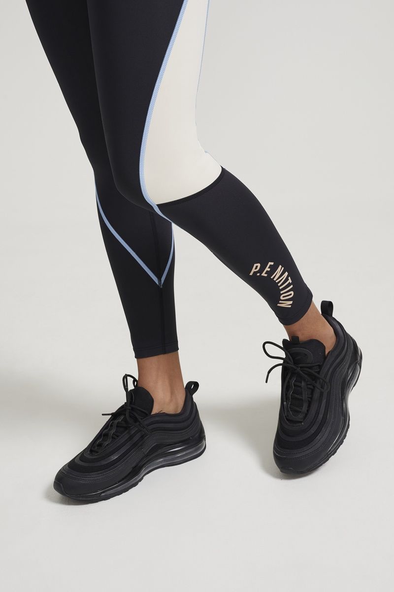 Reverse Dribble Legging