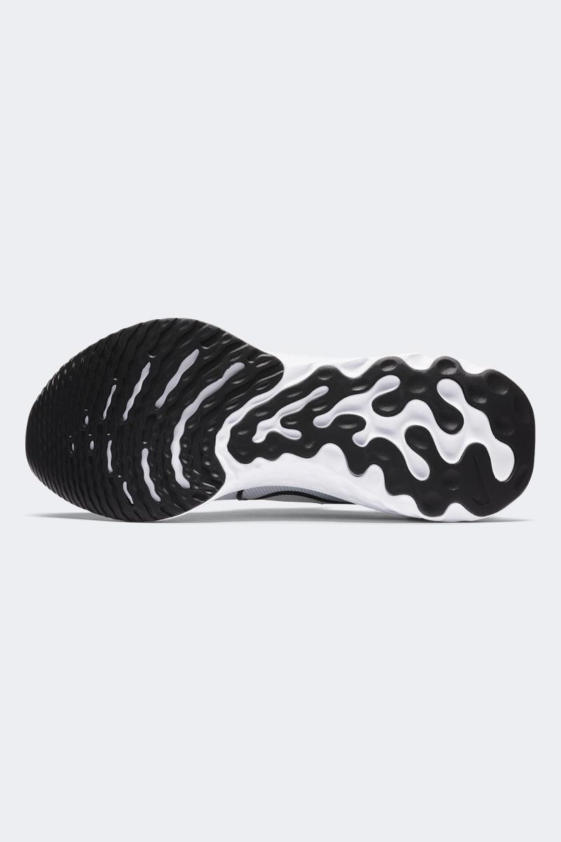 React Infinity Run Flyknit