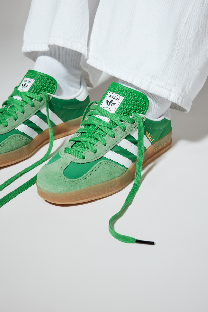 Green and white gazelles hotsell