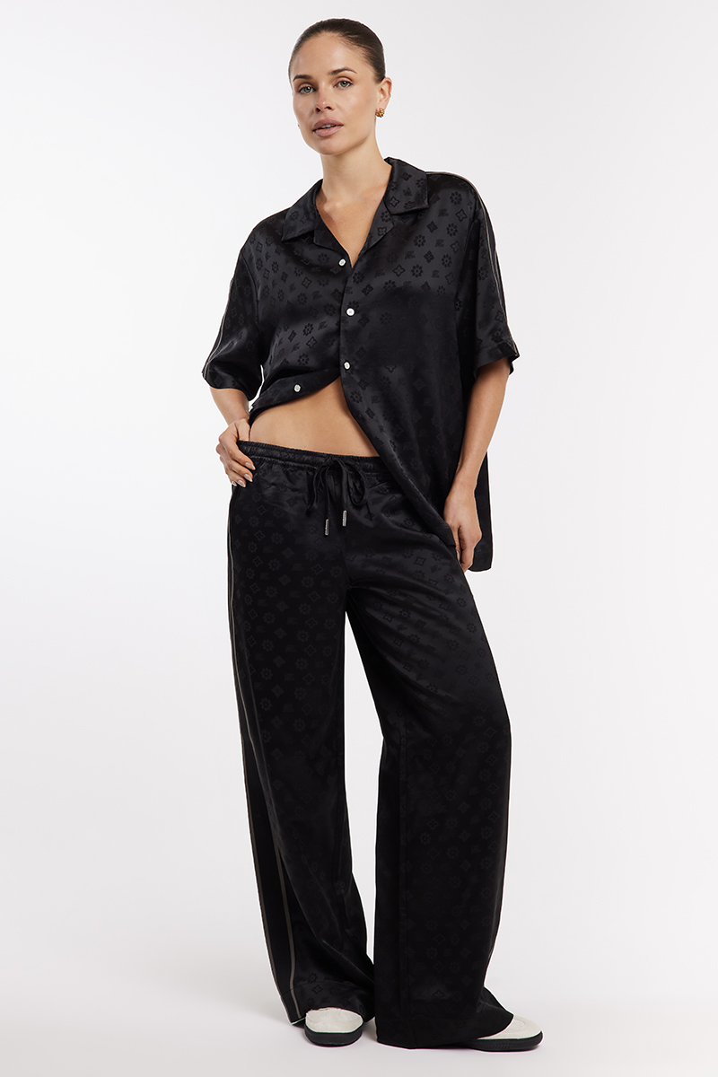 Something Very Special Jaquard Satin Resort Shirt Black