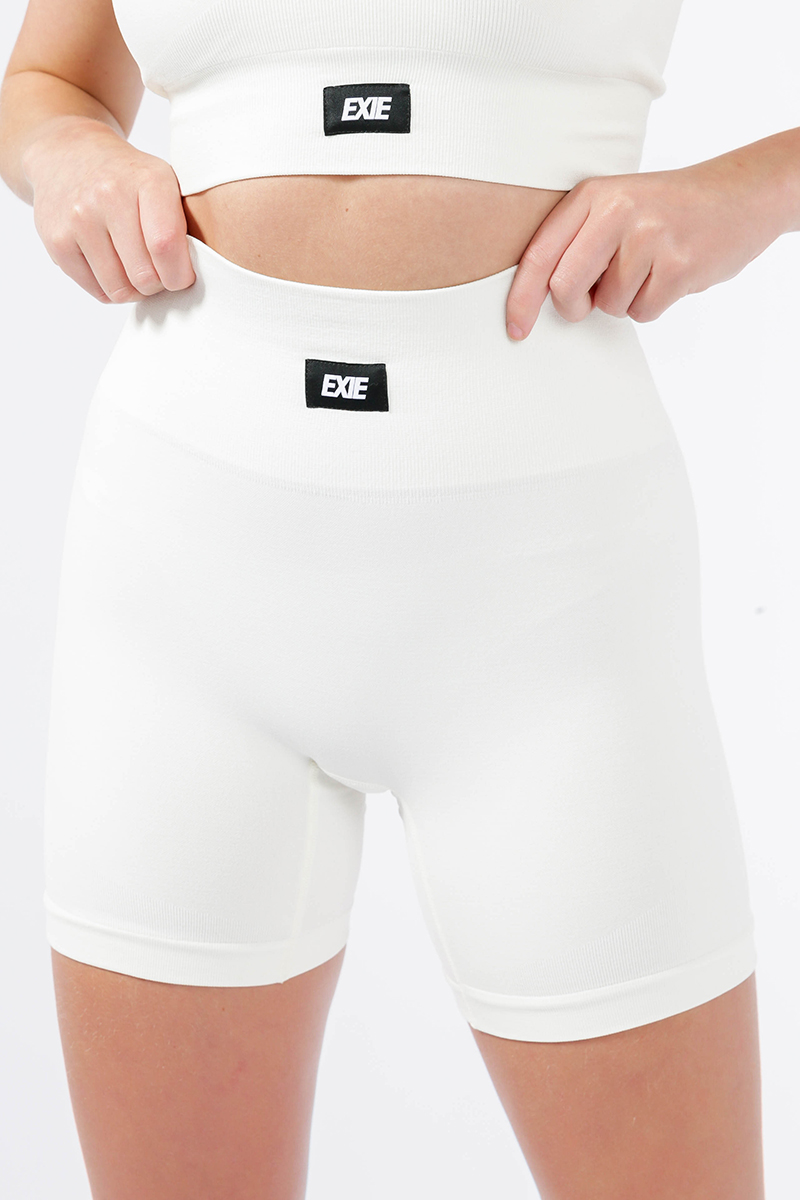 Bolt Short