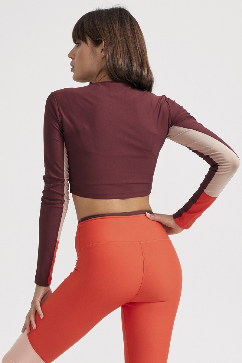 Point Forward Long Sleeve Top
