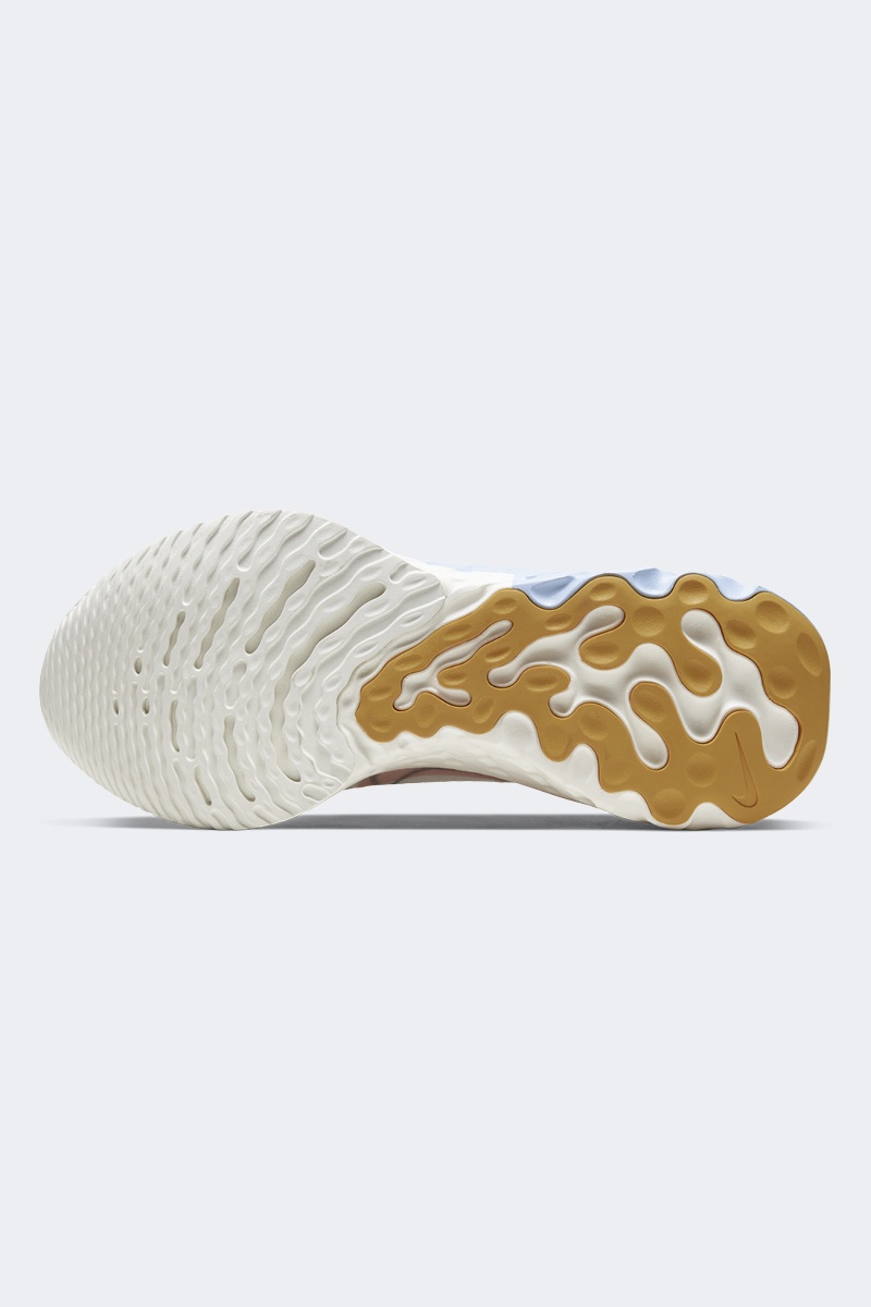 React Infinity Run Flyknit