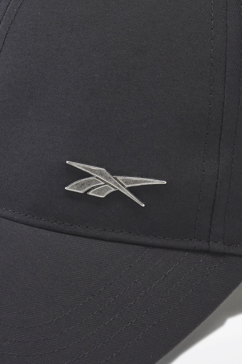 active foundation badge cap