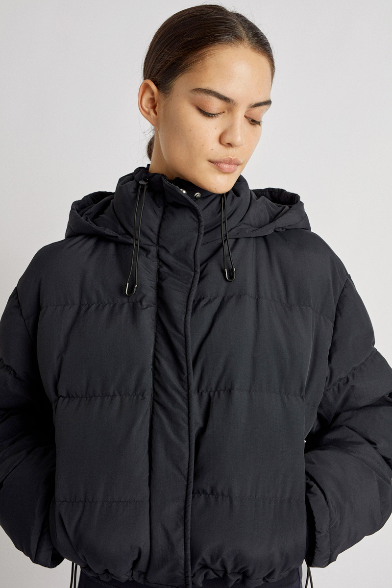 C&M Camilla and Marc Norah Cropped Puffer - Black | Stylerunner