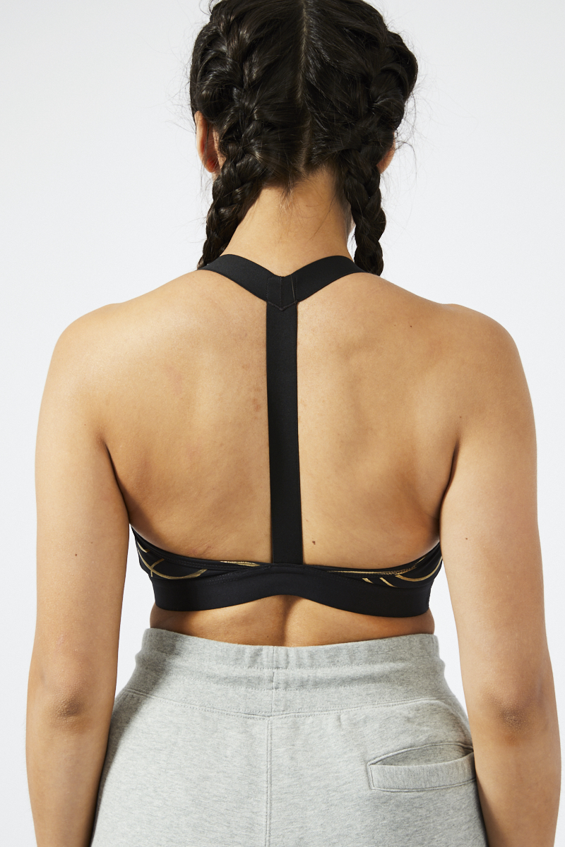 Swoosh Icon Clash Sports Bra