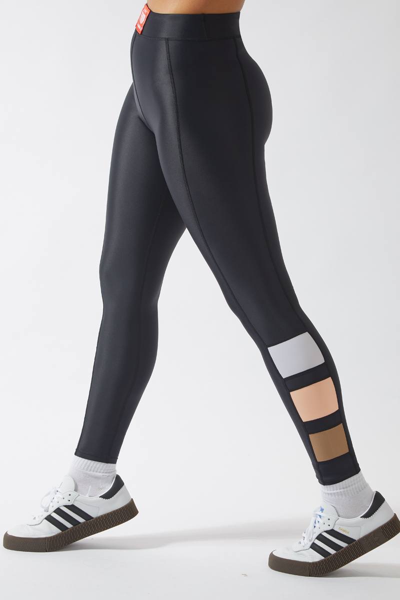 Cross Limits Legging