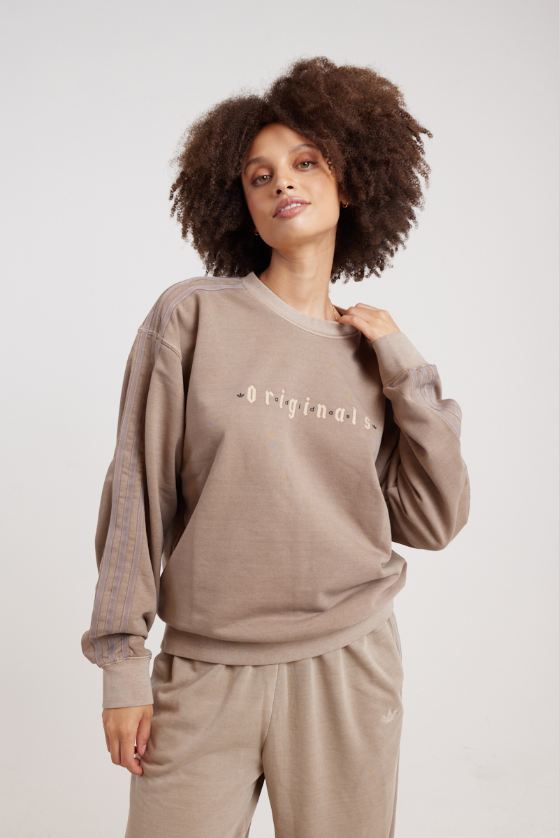 adidas Originals Originals Sweatshirt Chalky Brown | Stylerunner
