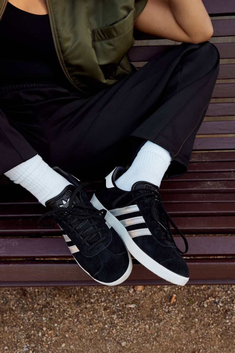 Adidas Originals - Gazelle Zapatillas Mujer IG5790 Plata Verde Blanco Core  Negro - Ryses