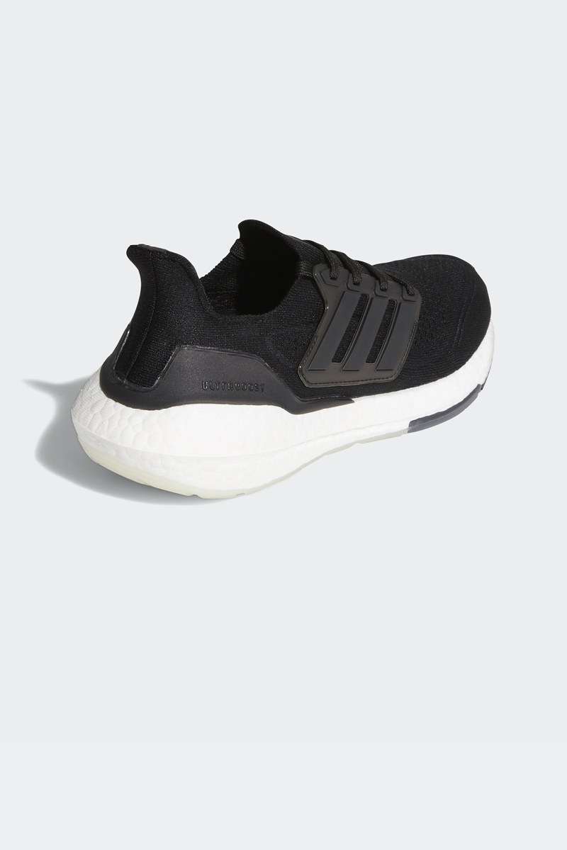 Ultraboost 21