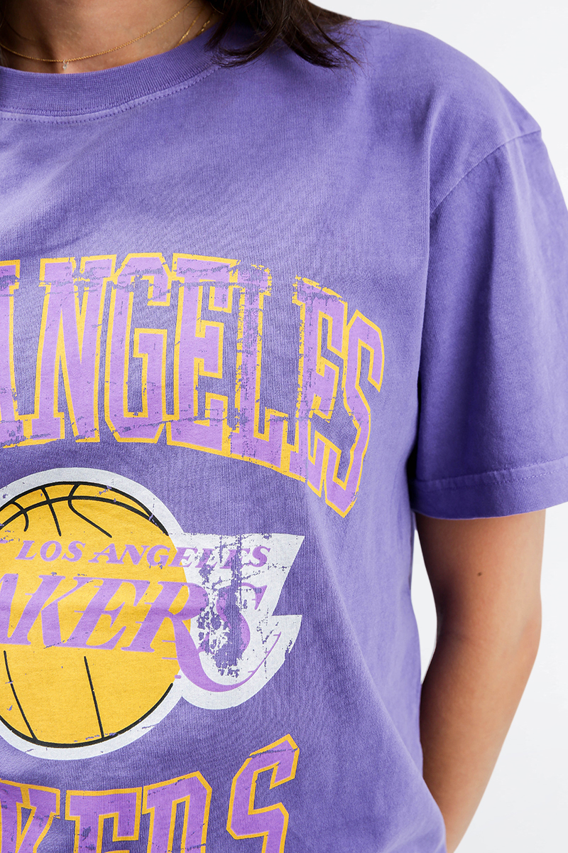 Vintage Crest Logo Tee Lakers