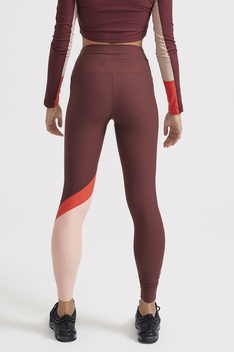 Point Forward Legging