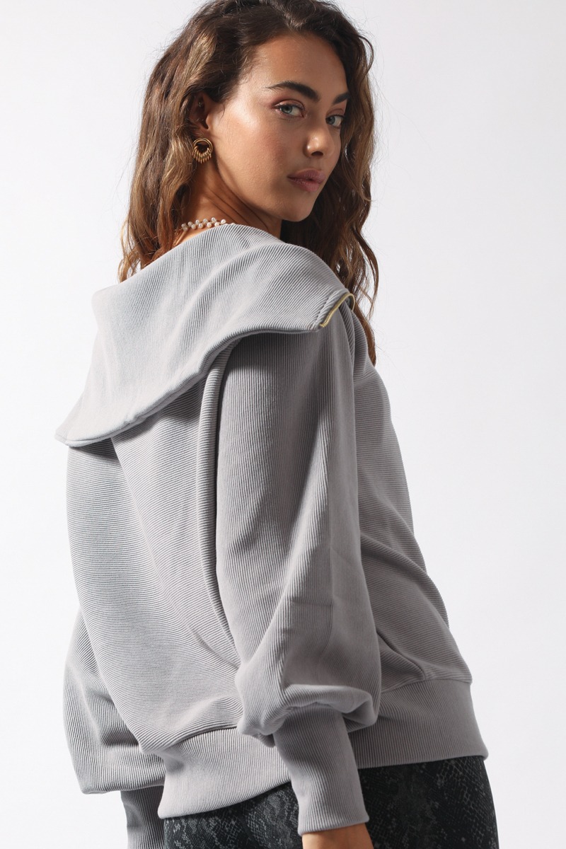 Vine Pullover
