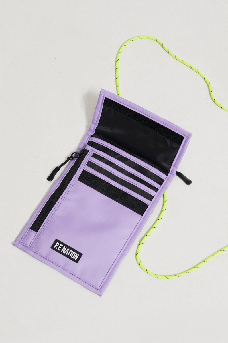 Qualifier Logo Pouch