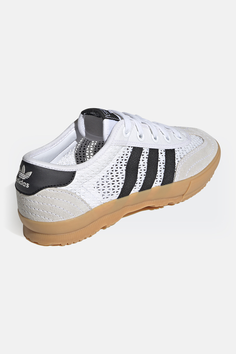 adidas Originals Tischtennis Ftwr White/Core Black/Gum 1 | Stylerunner