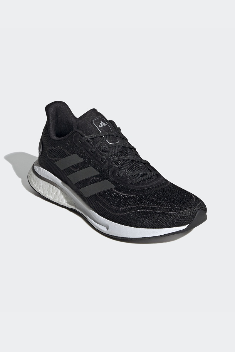 Supernova Women's Sneaker