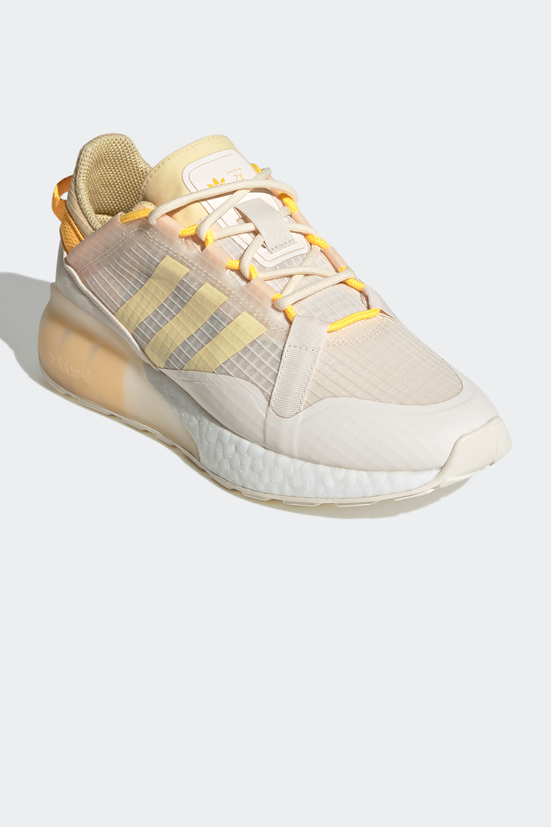 AU  Amazon.com | adidas Originals Women's ZX 22 Boost Sneaker