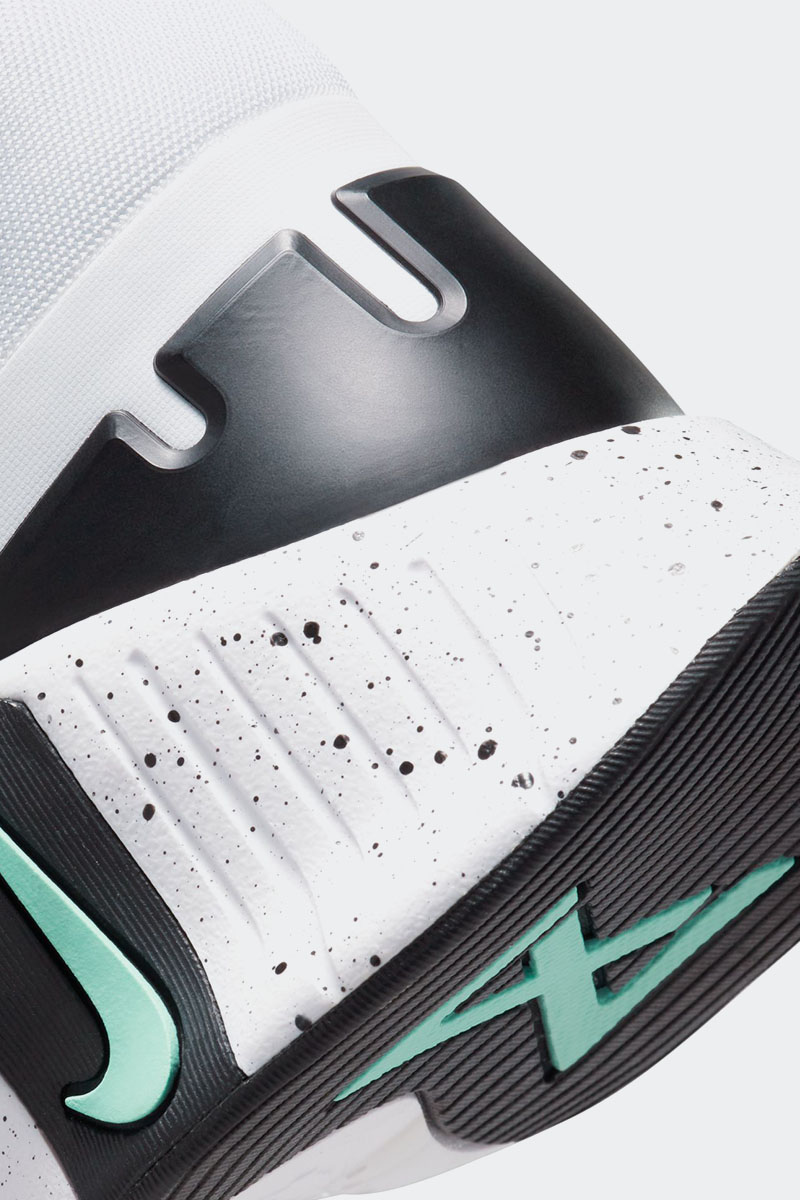 Nike Free Metcon 5 White/Emerald Rise-Black | Stylerunner