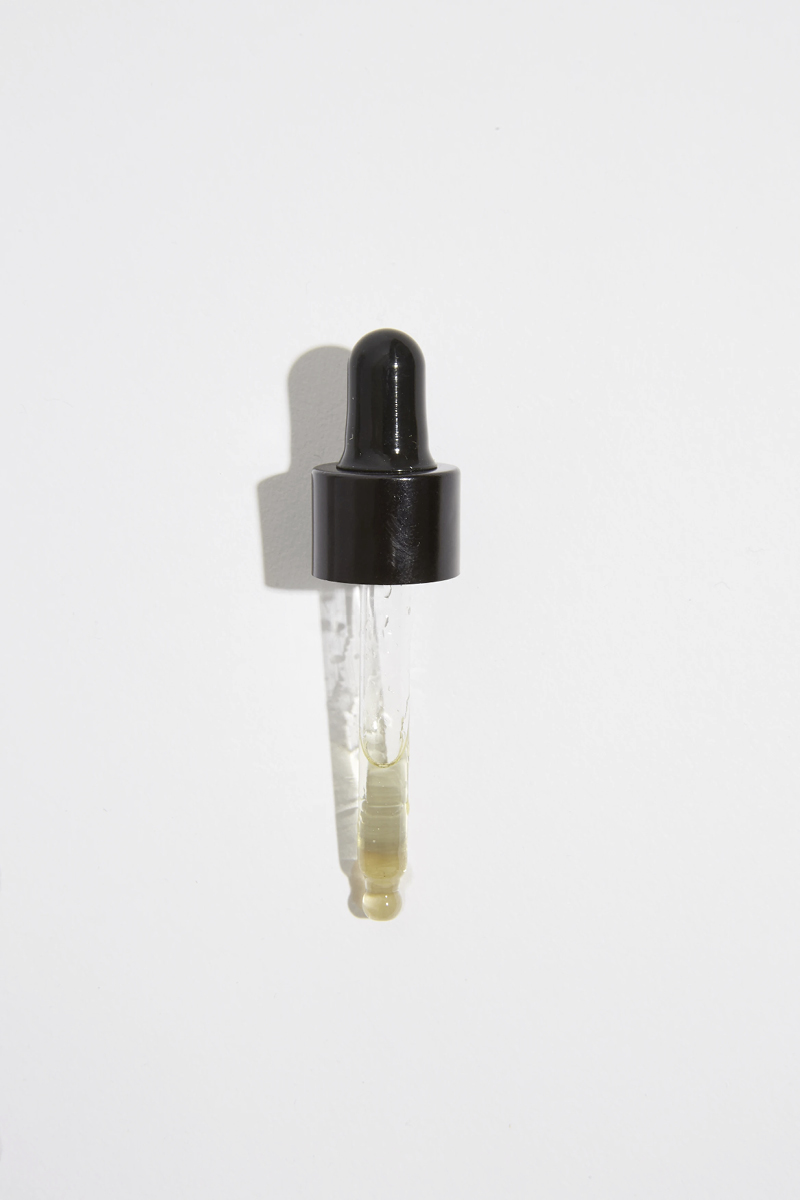 White Oudh Perfume Oil 15ml