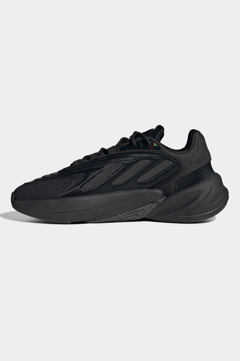 adidas Originals Ozelia CBLACK/CBLACK/CARBON | Stylerunner