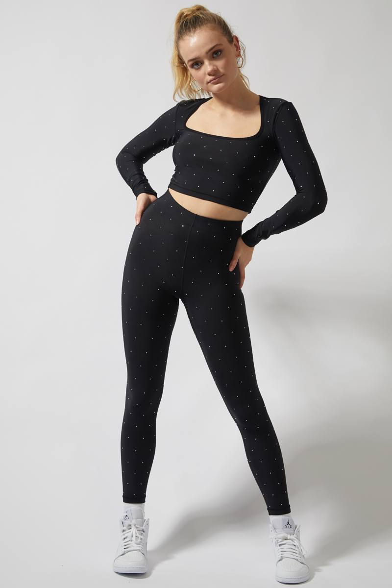 SQUARE NECK CROP TOP
