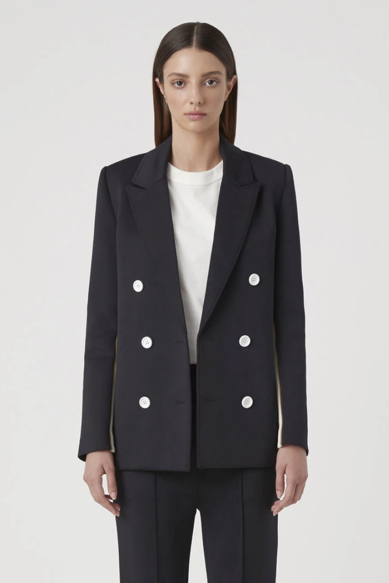 Lara Blazer