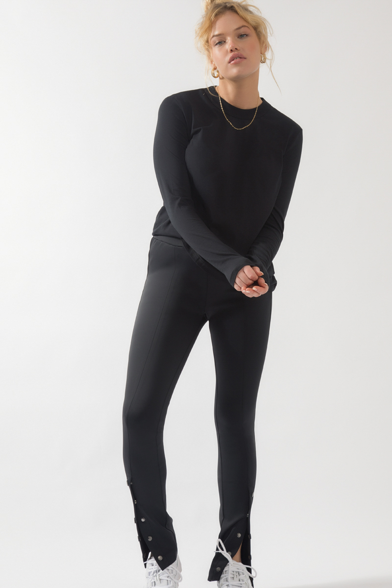 Zora Longsleeve Tee