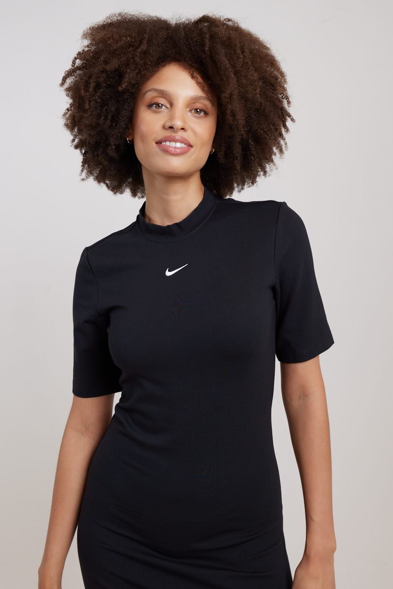 Nike Sportswear Essential Midi Dress Black/White | Stylerunner
