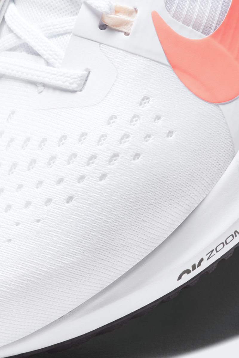 Air Zoom Vomero 15