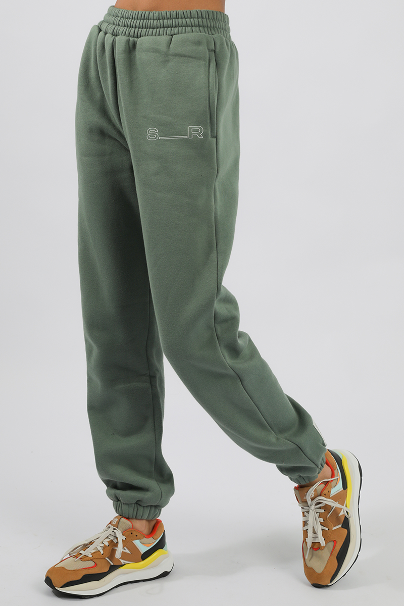 green sweatpant