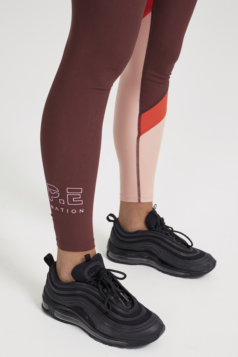 Point Forward Legging