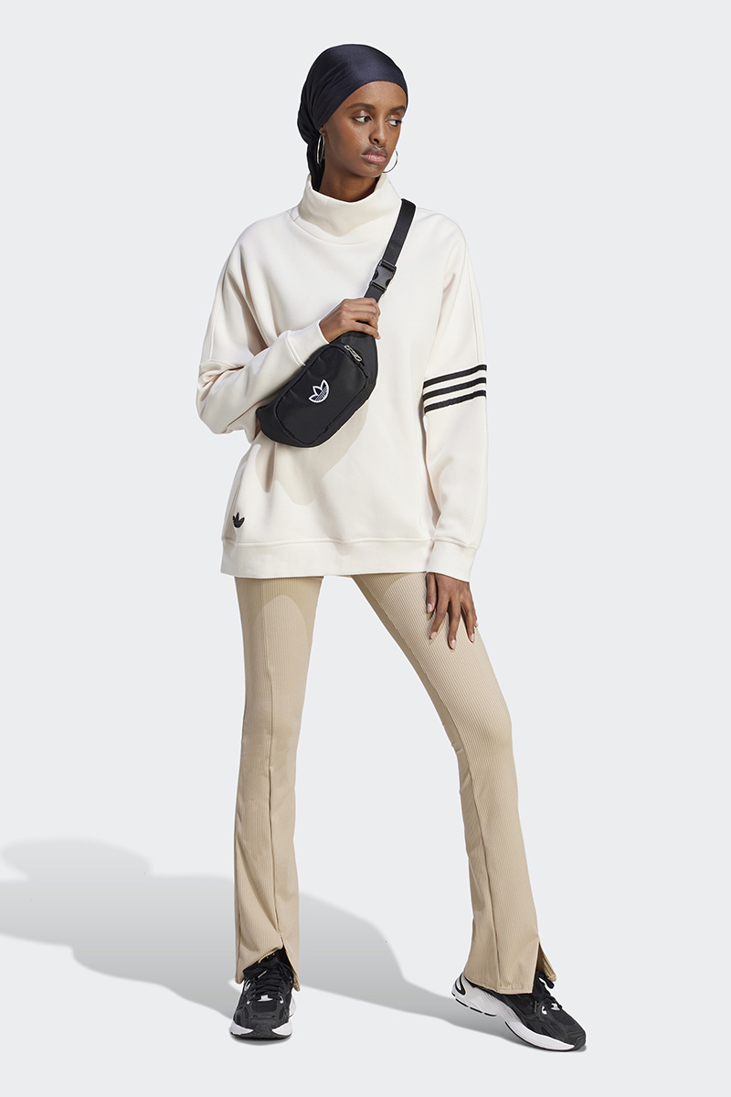adidas Originals Adicolor Neuclassics Oversized Sweater Wonder White |  Stylerunner