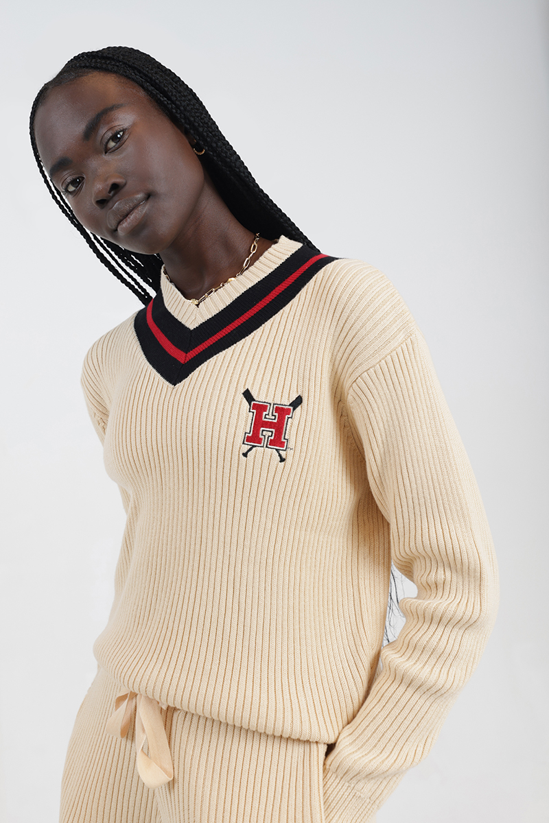 ncaa Harvard Regatta V-Neck Knit Crew Ivory | Stylerunner