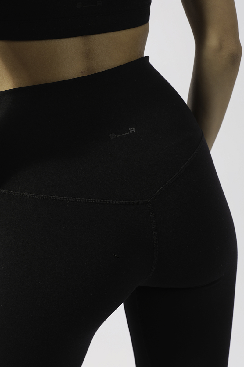 Adaption 27" Tight