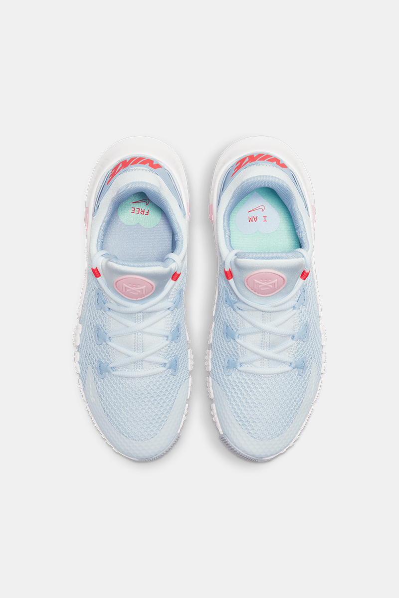 Nike Free Metcon 4 Football Grey Med Soft Pink Blue Whisper Stylerunner