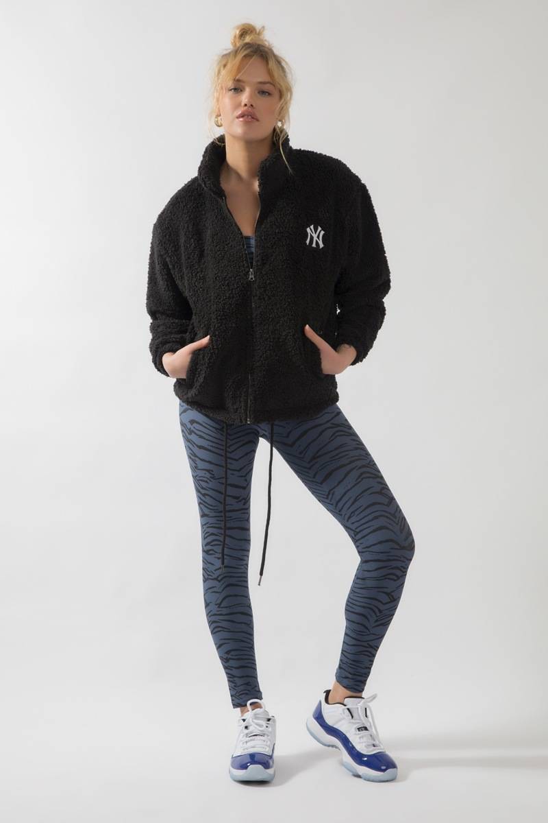 NY Cozy Coat